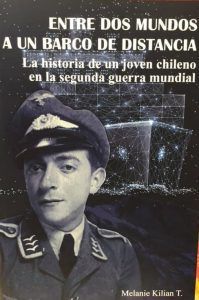Entre Dos Mundos A Un Barco De Distancia
