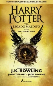 Harry Potter y el Legado Maldito portada del libro con el nido y las alas negras obra de teatro oficial