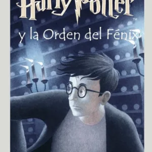 Harry Potter y la Orden del Fénix portada del libro de J.K. Rowling con ilustración de Harry Potter en Hogwarts