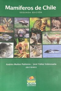 Portada del libro Mamíferos de Chile de CEA Ediciones, guía ilustrada sobre la fauna y biodiversidad de mamíferos chilenos